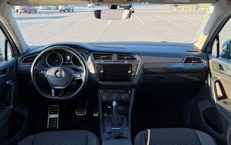 Volkswagen Tiguan II, 2018 год, 2 600 000 рублей, 5 фотография