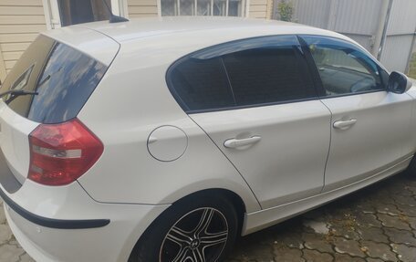 BMW 1 серия, 2010 год, 780 000 рублей, 7 фотография