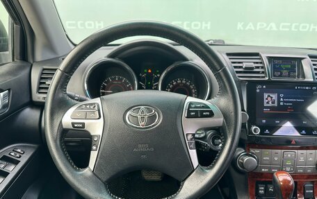 Toyota Highlander III, 2012 год, 2 233 000 рублей, 5 фотография