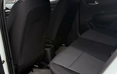 KIA Rio IV, 2018 год, 915 000 рублей, 5 фотография