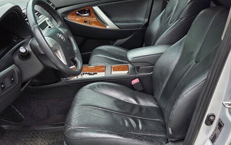 Toyota Camry, 2010 год, 1 380 000 рублей, 7 фотография