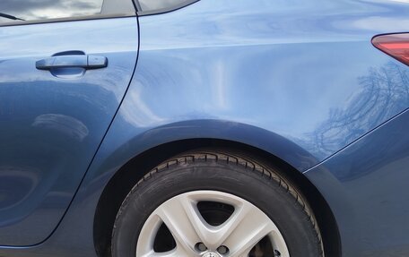 Opel Astra J, 2014 год, 900 000 рублей, 5 фотография