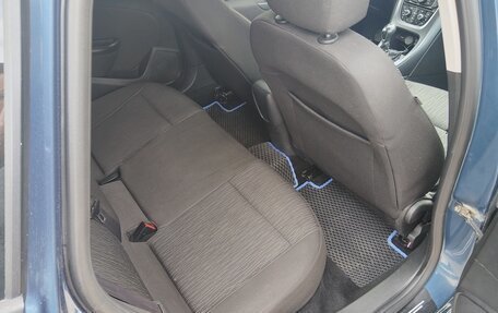 Opel Astra J, 2014 год, 900 000 рублей, 13 фотография