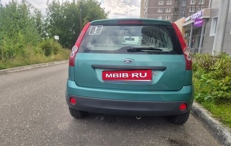 Ford Fiesta, 2006 год, 350 000 рублей, 2 фотография