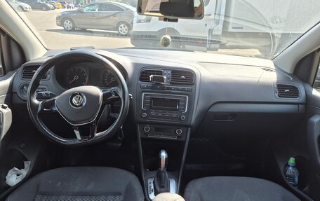 Volkswagen Polo VI (EU Market), 2016 год, 1 000 000 рублей, 6 фотография
