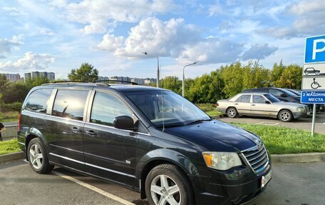 Chrysler Town & Country IV, 2007 год, 850 000 рублей, 5 фотография