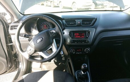 KIA Rio III рестайлинг, 2013 год, 710 000 рублей, 5 фотография