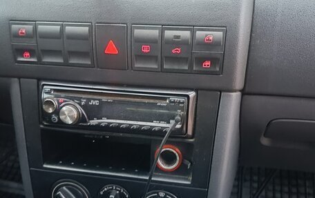 Volkswagen Pointer, 2004 год, 180 000 рублей, 11 фотография