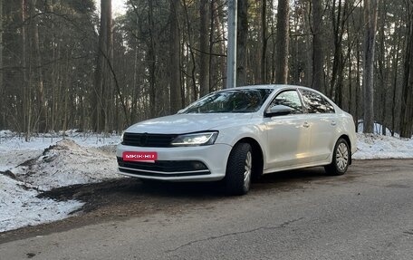 Volkswagen Jetta VI, 2015 год, 665 000 рублей, 1 фотография