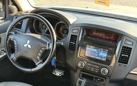 Mitsubishi Pajero IV, 2012 год, 1 790 000 рублей, 3 фотография