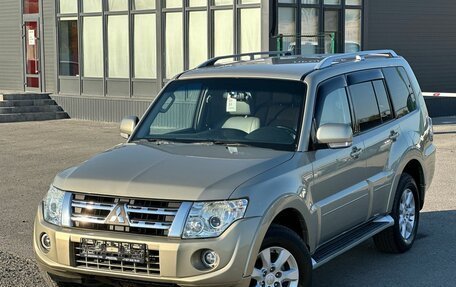 Mitsubishi Pajero IV, 2012 год, 1 790 000 рублей, 2 фотография