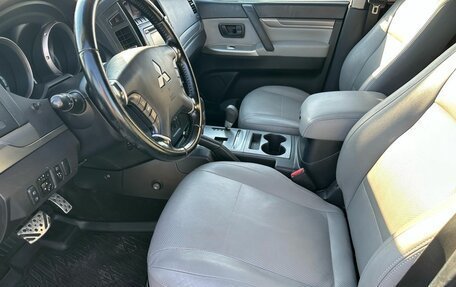 Mitsubishi Pajero IV, 2012 год, 1 790 000 рублей, 18 фотография