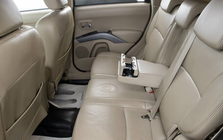 Mitsubishi Outlander III рестайлинг 3, 2007 год, 999 000 рублей, 26 фотография