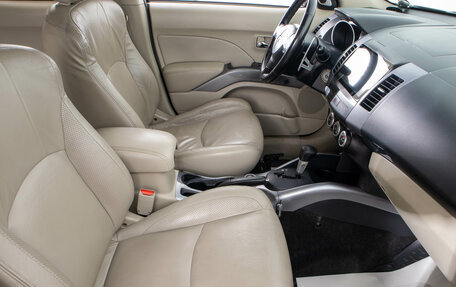 Mitsubishi Outlander III рестайлинг 3, 2007 год, 999 000 рублей, 25 фотография