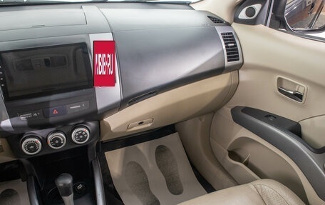 Mitsubishi Outlander III рестайлинг 3, 2007 год, 999 000 рублей, 24 фотография