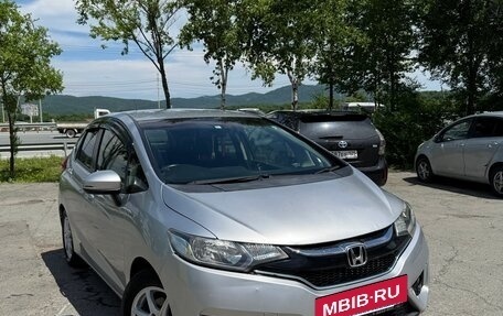 Honda Fit III, 2017 год, 1 050 000 рублей, 4 фотография