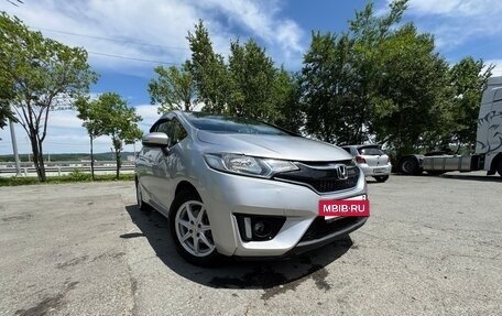 Honda Fit III, 2017 год, 1 050 000 рублей, 5 фотография
