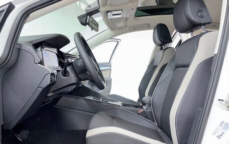 Volkswagen Golf VIII, 2022 год, 1 955 000 рублей, 7 фотография