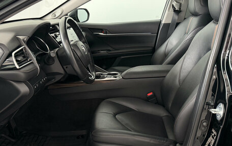 Toyota Camry, 2020 год, 3 050 000 рублей, 9 фотография