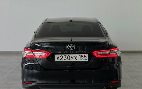 Toyota Camry, 2020 год, 3 050 000 рублей, 6 фотография