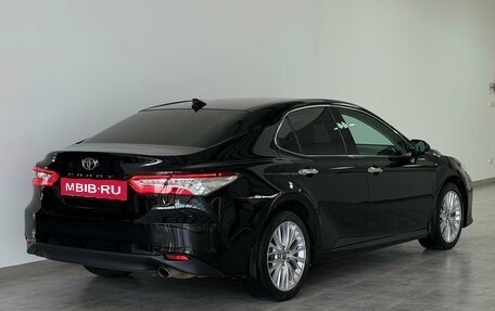Toyota Camry, 2020 год, 3 050 000 рублей, 5 фотография