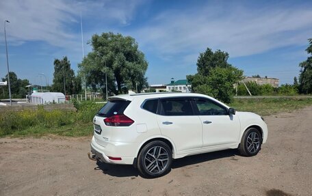 Nissan X-Trail, 2017 год, 1 950 000 рублей, 4 фотография