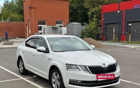 Skoda Octavia, 2020 год, 1 945 000 рублей, 2 фотография
