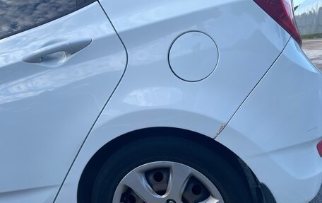 Hyundai Solaris II рестайлинг, 2012 год, 1 000 000 рублей, 6 фотография