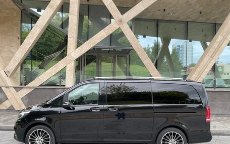 Mercedes-Benz V-Класс, 2020 год, 4 490 000 рублей, 3 фотография