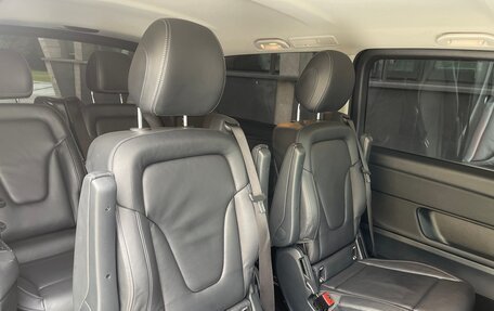 Mercedes-Benz V-Класс, 2020 год, 4 490 000 рублей, 13 фотография