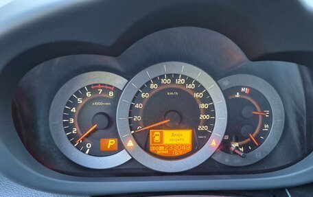 Toyota RAV4, 2010 год, 1 350 000 рублей, 12 фотография