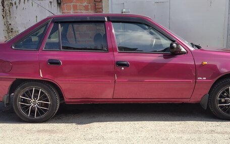 Daewoo Nexia I рестайлинг, 2011 год, 350 000 рублей, 3 фотография