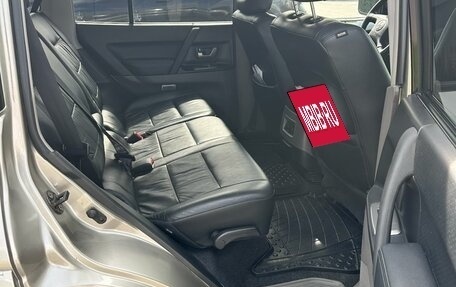 Mitsubishi Pajero III рестайлинг, 2005 год, 1 650 000 рублей, 18 фотография