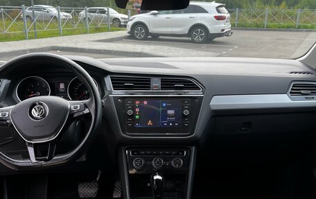 Volkswagen Tiguan II, 2017 год, 2 799 000 рублей, 8 фотография
