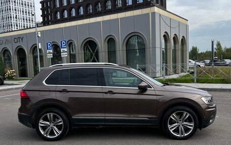 Volkswagen Tiguan II, 2017 год, 2 799 000 рублей, 3 фотография