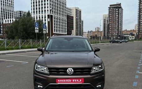Volkswagen Tiguan II, 2017 год, 2 799 000 рублей, 4 фотография