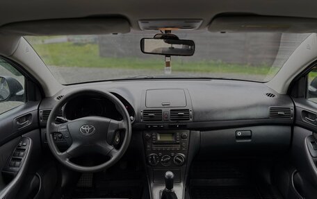 Toyota Avensis III рестайлинг, 2008 год, 590 000 рублей, 11 фотография