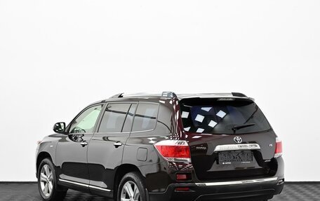 Toyota Highlander III, 2012 год, 2 049 000 рублей, 4 фотография