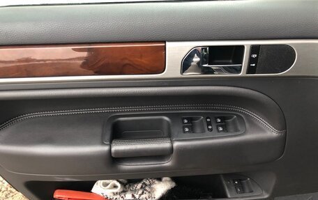 Volkswagen Touareg III, 2009 год, 1 600 000 рублей, 20 фотография