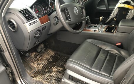 Volkswagen Touareg III, 2009 год, 1 600 000 рублей, 15 фотография