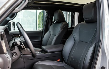 Lexus GX, 2024 год, 16 000 000 рублей, 13 фотография