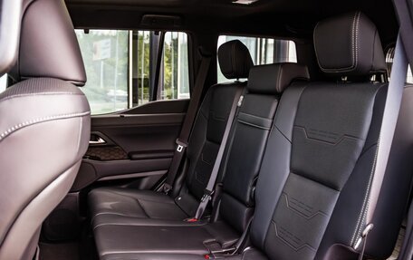 Lexus GX, 2024 год, 16 000 000 рублей, 15 фотография