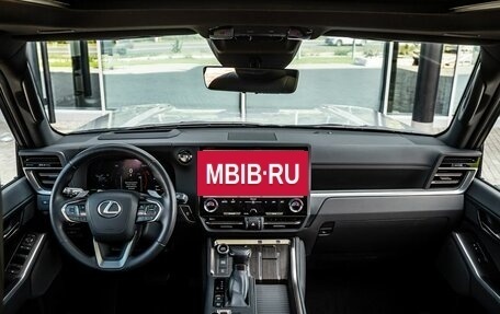 Lexus GX, 2024 год, 16 000 000 рублей, 16 фотография