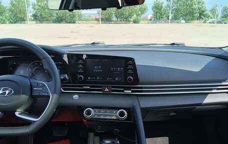 Hyundai Elantra, 2022 год, 1 333 777 рублей, 5 фотография