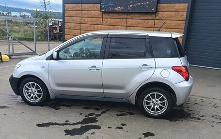 Toyota Ist II, 2003 год, 415 000 рублей, 1 фотография