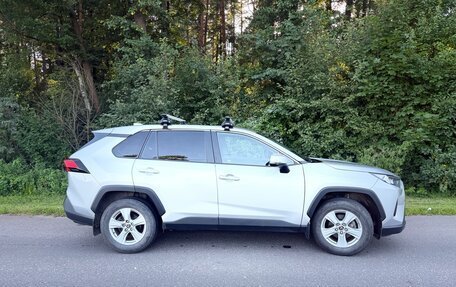 Toyota RAV4, 2021 год, 3 298 000 рублей, 5 фотография