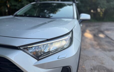 Toyota RAV4, 2021 год, 3 298 000 рублей, 11 фотография