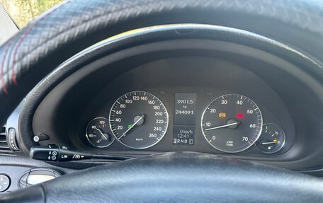 Mercedes-Benz C-Класс, 2005 год, 340 000 рублей, 10 фотография