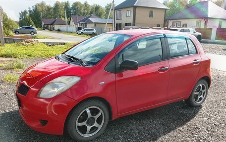 Toyota Yaris III рестайлинг, 2008 год, 370 000 рублей, 4 фотография