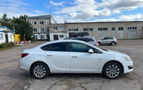 Opel Astra J, 2012 год, 1 000 000 рублей, 2 фотография